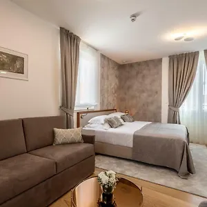 https://residence-stine.splithotels.org