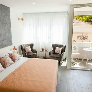 *** Affittacamere Rose Gold & With Balcony Croazia