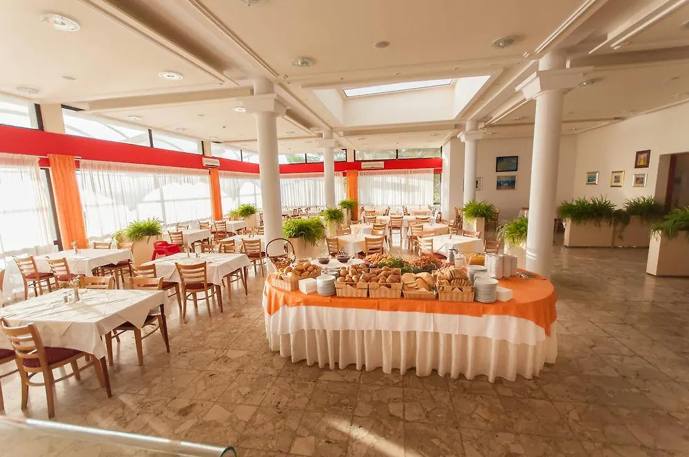 Hotel Agava Božava 3*,